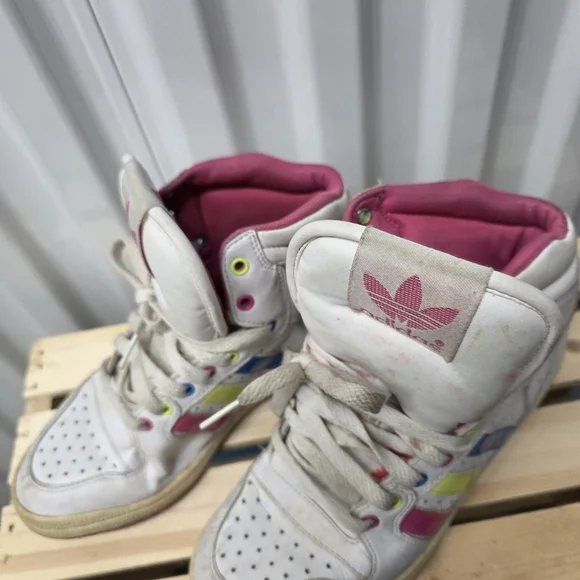 Adidas Kids' White, Pink, and Blue Sneakers - Picture 4 of 10